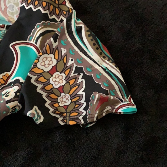 Monroe & Main Women’s Bohemian Print Blouse - Picture 3 of 4